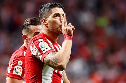 Suarez ghi bàn vào lưới đội bóng cũ