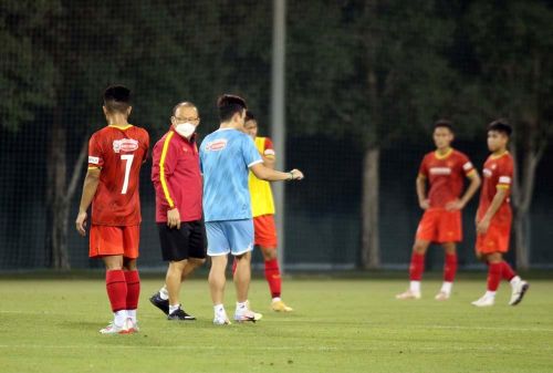 Thầy Park có nhiều việc phải làm với đội U23