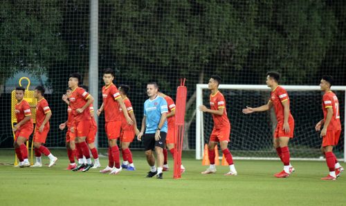 Đến thời điểm này, HLV Park hài lòng với sự cải thiện thể lực của U23 Việt Nam. Chuyên gia người Pháp, Cedric Roger góp công lớn trong thành quả này.