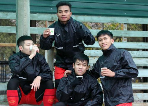 Ngày 23/10 tiếp tục là ngày hoạt động với cường độ cao của U23 Việt Nam. Buổi sáng đội sẽ tập gym tại phòng tập của khách sạn dưới sự hướng dẫn của chuyên gia thể lực Cedric Roger. Buổi chiều, đội sẽ ra sân tập kỹ chiến thuật.