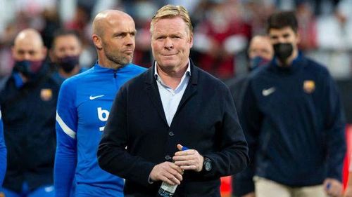 HLV Koeman bị sa thải sau khi Barca thua ở vòng 11 La Liga.