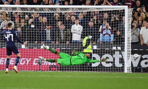 Foden góp phần khiến Man City trở thành cựu vương Cup Liên đoàn.