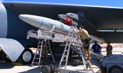 Mỹ dường như đang chậm chân so với Nga và Trung Quốc về vũ khí siêu vượt âm. Ảnh: USAF.