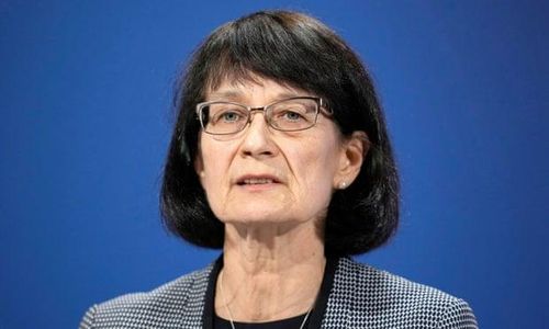 Tiến sĩ Jenny Harries, Giám đốc Cơ quan An ninh Y tế Anh. Ảnh: Guardian