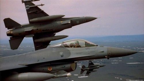 "Tổng số 140 máy bay ném bom B-1, B-2 và B-52 hiện tại có thể thực hiện 30 phi vụ tấn công mỗi ngày, số lượng như vậy là quá ít và không đáp ứng được yêu cầu nhiệm vụ”.
