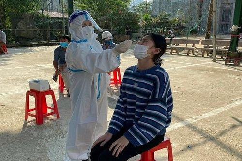 Hiện đã có hàng trăm ca bệnh cộng đồng từ ổ dịch chợ Cuồi.