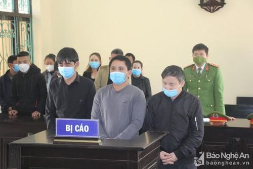 Các bị cáo tại phiên tòa. Ảnh: Phương Hảo