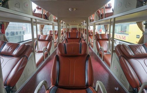 Đến giờ xuất bến nhưng một số tuyến từ Đà Nẵng đi các tỉnh miền Trung vẫn không có khách.