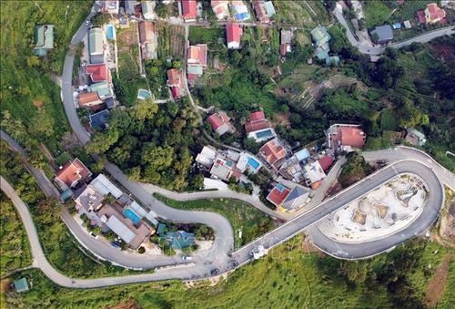 Một cung đường lên khu du lịch Tam Đảo Vĩnh Phúc.