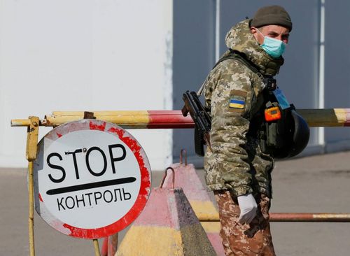 Ukraine nhiều nguy cơ là chiến trường đọ sức giữa các cường quốc.