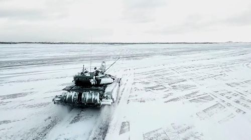 Cả ba quốc gia Estonia, Litva và Latvia đều khẳng định sự ủng hộ đối với Ukraine. Họ lo ngại rằng căng thẳng Nga - Ukraine sẽ tác động đến chính vùng biên giới đất nước mình.
