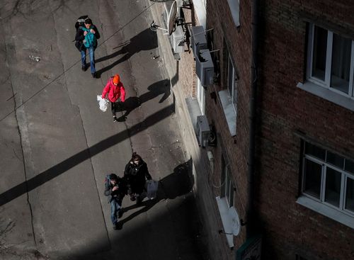 Thủ đô Kyiv sáng 27/2. Ảnh: Reuters.