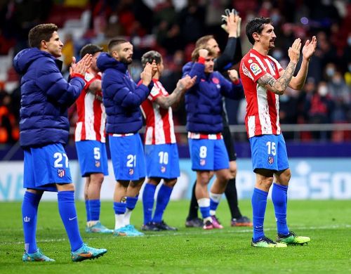 Đây là thắng lợi thứ 3 liên tiếp của Atletico tại La Liga mùa này, và kết quả quan trọng này giúp họ leo lên chiếm vị trí thứ 3 của Barca với 51 điểm, hơn đội bóng xứ Catalan 3 điểm song đá hơn 2 trận