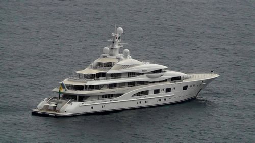 Siêu du thuyền dài 65 m có giá khoảng 71 triệu USD, thuộc sở hữu của "ông trùm" ngành thép Alexei Mordashov. Ảnh: Bloomberg