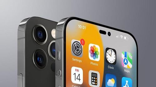 Cả hai mẫu iPhone 14 Pro và Pro Max cũng sẽ dày hơn thế hệ trước khoảng 0,2 mm do viên pin được nâng cấp và cụm camera sau lồi. Do đó, người dùng không thể sử dụng phụ kiện của iPhone 13 cho mẫu iPhone mới.