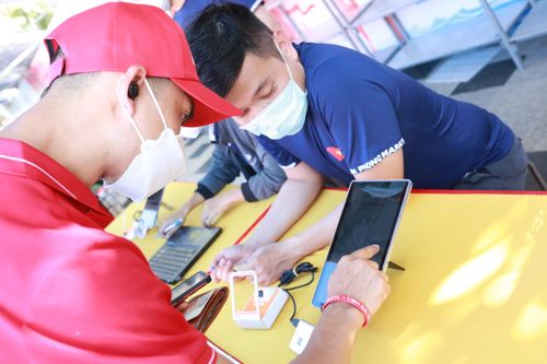 Năm nay, BTC tiếp tục phát BIB cho VĐV bằng QR code. Nhiều VĐV đánh giá cao thủ tục nhanh gọn này, khi chỉ cần sử dụng QR code hoặc chỉ cần điền số CMT/CCCD mà không phải dùng mail xác nhận.
