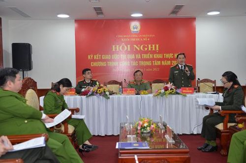 Hội nghị ký kết giao ước thi đua và triển khai chương trình công tác năm 2022 của Công đoàn Khối thi đua số 4.