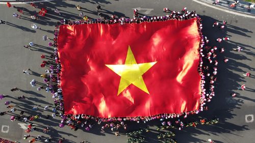 Việc đưa giải Tiền Phong Marathon ra Lý Sơn (tỉnh Quảng Ngãi), sau đó lên Tây Nguyên (tổ chức tại Pleiku, tỉnh Gia Lai) và bây giờ ra Côn Đảo (tỉnh Bà Rịa - Vũng Tàu) là nỗ lực thực hiện trước hết là một giải đấu thể thao với chất lượng tốt nhất, nhưng sự kiện đã vượt lên, đóng góp vào sự phát triển kinh tế - xã hội, đóng góp vào công tác chính trị.