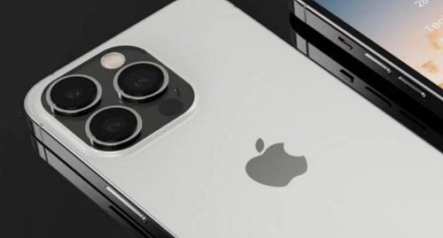 Ngoài ra, iPhone 14 Pro được cho là có kích thước ngang 71,45mm, cao 147,46mm và dầy 7,85mm; màn hình 120Hz; giữ nguyên thiết kế phẳng trên iPhone 13 Pro.