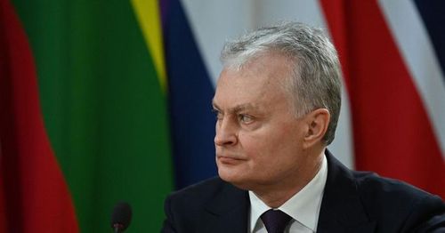 Tổng thống Lithuania Gitanas Nauseda dự họp ở Anh hồi tháng 3. Ảnh: Reuters