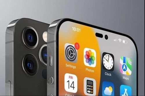 Phần nhô ra của camera sau sẽ lớn hơn một chút, có thể là do camera rộng 48MP lớn hơn. Theo nhà phân tích Ming-Chi Kuo, camera này sẽ cho phép quay video 8K và chụp ảnh 12MP chi tiết bằng cách sử dụng kỹ thuật pixel binning (gộp pixel).