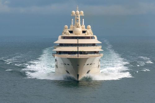 Siêu du thuyền lớn nhất thế giới Dilbar thuộc sở hữu của tỷ phú Nga. Ảnh: Romeo United Yatchs.