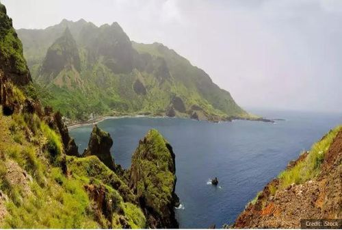 Cộng hòa Cabo Verde là tên gọi mới của Cape Verde.