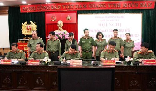 5 đơn vị trong Cụm thi đua số 6 thống nhất ký giao ước thi đua về công tác chuyên môn và xây dựng lực lượng