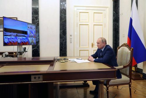 Ông Putin theo dõi vụ thử tên lửa Sarmat hôm 20/4. Ảnh: TASS.
