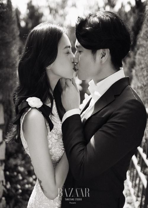 Huy Trần và Ngô Thanh Vân sẽ tổ chức đám cưới vào ngày 8/5 tới đây tại Đà Nẵng. Hôn lễ được tổ chức nhỏ gọn, riêng tư.