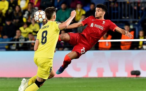 Diaz thay đổi trận đấu Villarreal vs Liverpool sau khi vào sân