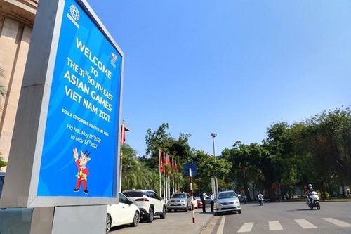  Pano tuyên truyền SEA Games 31 tại phố Lý Thái Tổ. (Ảnh: Tuấn Đức/TTXVN) 