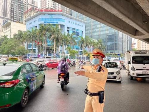 TP Hà Nội tăng cường các biện pháp giải quyết ùn tắc giao thông dịp SEA Games 31