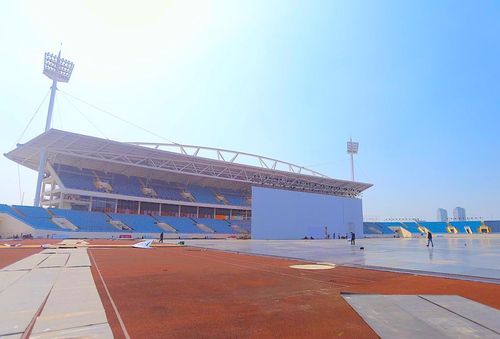 Công tác chuẩn bị SEA Games 31 tại Sân vận động quốc gia Mỹ Đình. Ảnh: Lại Tấn.