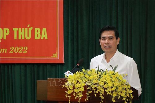 Chủ tịch UBND tỉnh Sơn La Hoàng Quốc Khánh trả lời các kiến nghị của cử tri.