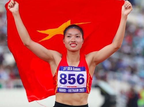 Sự nỗ lực bền bỉ cùng phong độ tuyệt vời của Nguyễn Linh Na giúp Việt Nam lần đầu vô địch nội dung 7 môn phối hợp nữ SEA Games, phá kỷ lục quốc gia (5.415 điểm so với 5.350 điểm) của đàn chị Nguyễn Thị Thu Cúc tồn tại suất 17 năm qua.