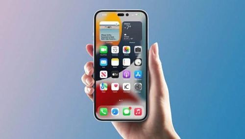 Với iPhone 14 và iPhone 14 Max, Gurman cho biết camera trên hai phiên bản tiêu chuẩn này sẽ vẫn là cảm biến 12MP, tương tự như iPhone 13 hiện tại.