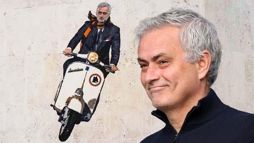 Lịch sử một lần nữa gọi tên Mourinho.