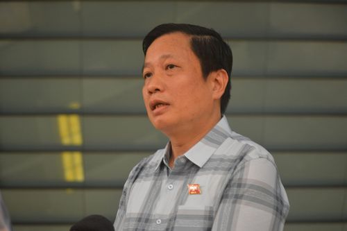 ĐBQH Hà Quốc Trị, Trưởng đoàn ĐBQH tỉnh Khánh Hòa cho rằng công tác quy hoạch còn tồn tại một số bất cập, hạn chế (Ảnh: Hoàng Bích).
