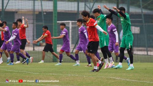 Sơ đồ 4-3-3 mà HLV Gong On Kyun áp dụng cho U23 Việt Nam sẽ rất xa lạ với phần đông cầu thủ đã quen thuộc với sơ đồ 3-5-2 dưới thời HLV Park Hang Seo. Ảnh: VFF