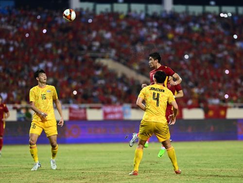  U23 Việt Nam thắng Thái Lan ở SEA Games 31 nhờ khoảnh khắc xuất thần của Nhâm Mạnh Dũng chứ chưa hoàn toàn thuyết phục về thế trận. Ảnh: Thuận Thắng. 