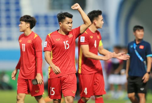  Dụng Quang Nho có 20 phút thi đấu ấn tượng trước U23 Hàn Quốc. Ảnh: Dụng Quang Nho. 
