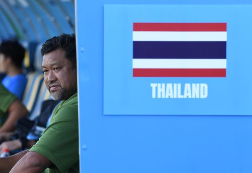  HLV Srimaka làm mọi thứ có thể nhưng U23 Thái Lan vẫn bất lực trước nhà đương kim vô địch. 