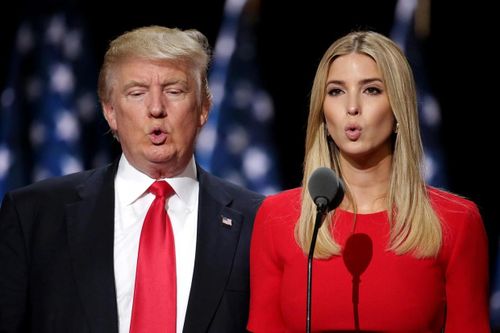  Cựu Tổng thống Mỹ Donald Trump và con gái Ivanka Trump. Ảnh: AFP. 