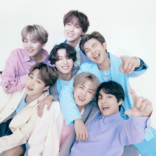 BTS bước vào giai đoạn phát triển sự nghiệp cá nhân.