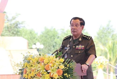 Thủ tướng Campuchia Hun Sen nói chuyện với nhân dân Việt Nam. (Ảnh: Dương Giang/TTXVN)