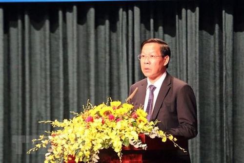 Ông Phan Văn Mãi, Chủ tịch Ủy ban Nhân dân Thành phố Hồ Chí Minh, phát biểu tại Lễ kỷ niệm. (Ảnh: Thanh Vũ/TTXVN)