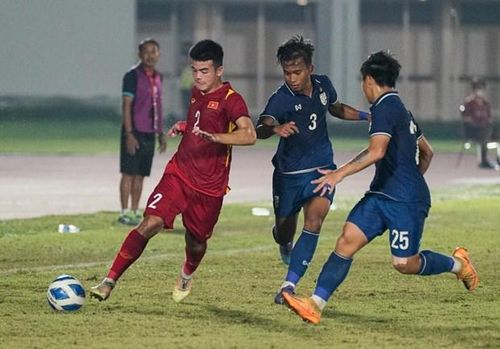 U19 Việt Nam đã xuất sắc đứng đầu bảng A với thành tích bất bại để vào bán kết giải U19 Đông Nam Á 2022. (Ảnh: VFF).