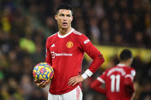 Ronaldo muốn rời MU vì không có suất dự Champions League