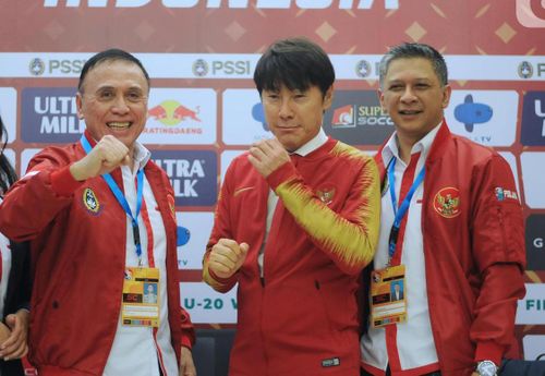 Ông chủ tịch PSSI vừa có động thái đả kích U19 Việt Nam và U19 Thái Lan